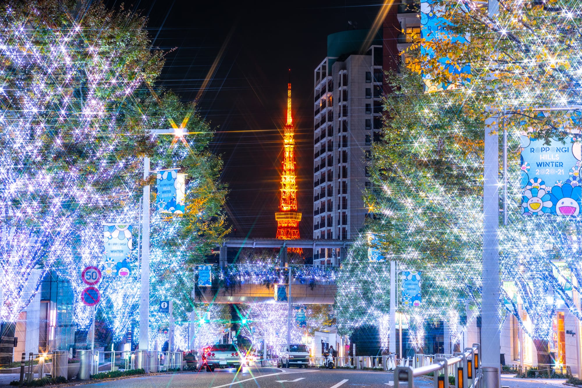 クリスマスプレゼントはいつ渡す？相手別・ベストタイミングと会えない時の解決策