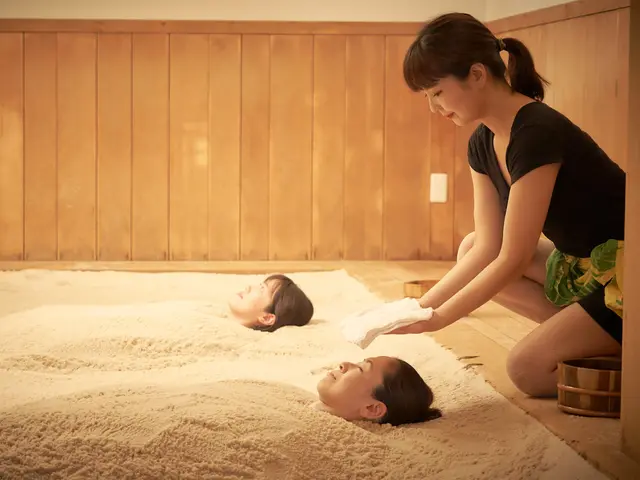 女友達が喜ぶ誕生日プレゼント特集！20代・30代・40代別の人気ギフトと選び方